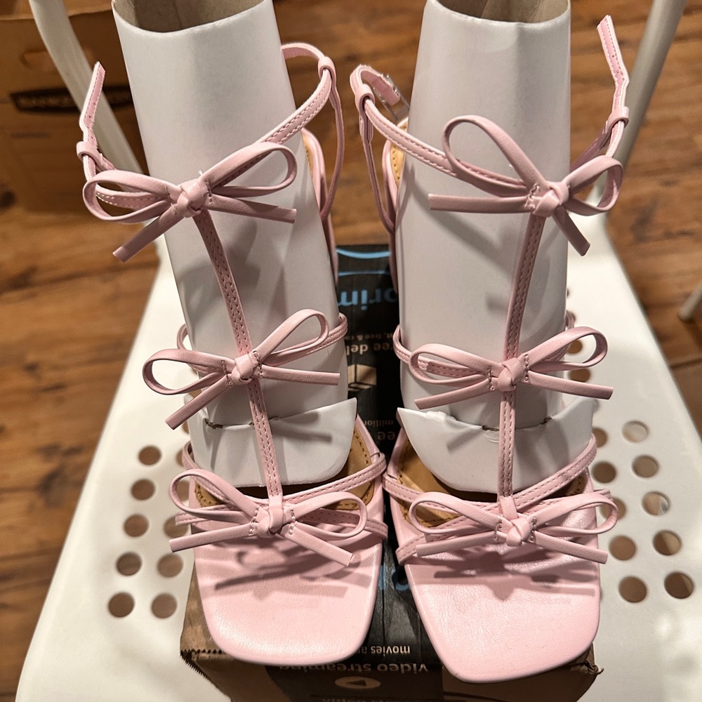 [brand new] madden girl pink ribbon high heel sandal